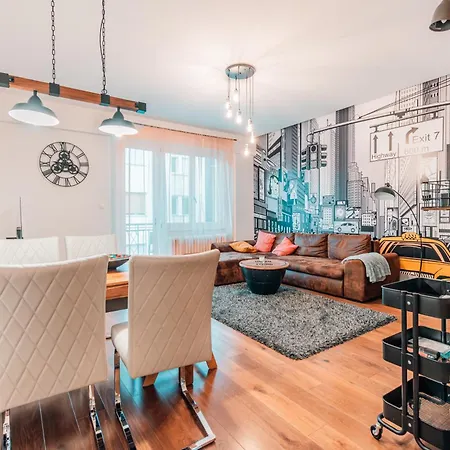 Ujlipotvaros Pearl *