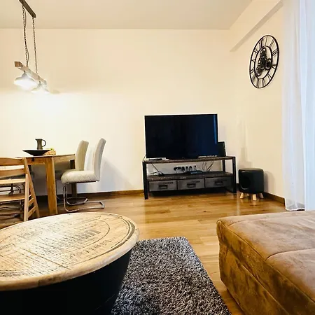Ujlipotvaros Pearl Apartment *